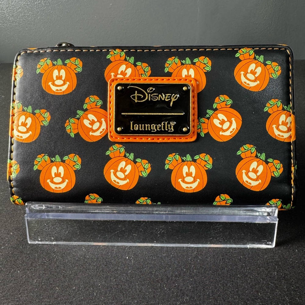 Disney MICK-O-LANTERN  glow in the dark Loungefly Wallet